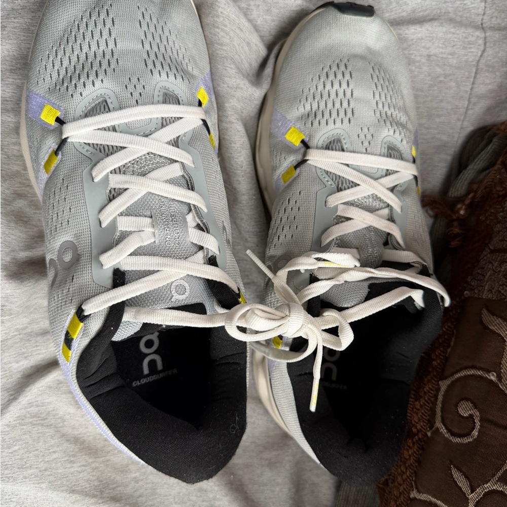 On Running Sneakers in Gray and Yellow - Picture 3 of 6